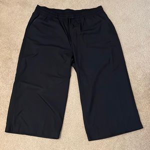 Old Navy Women’s Stretch Tech Wide Leg Pants